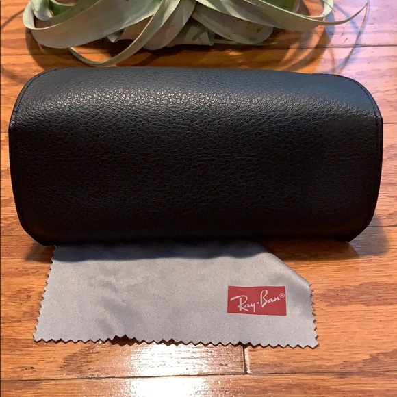 Ray Ban aviator case - Picture 3 of 4